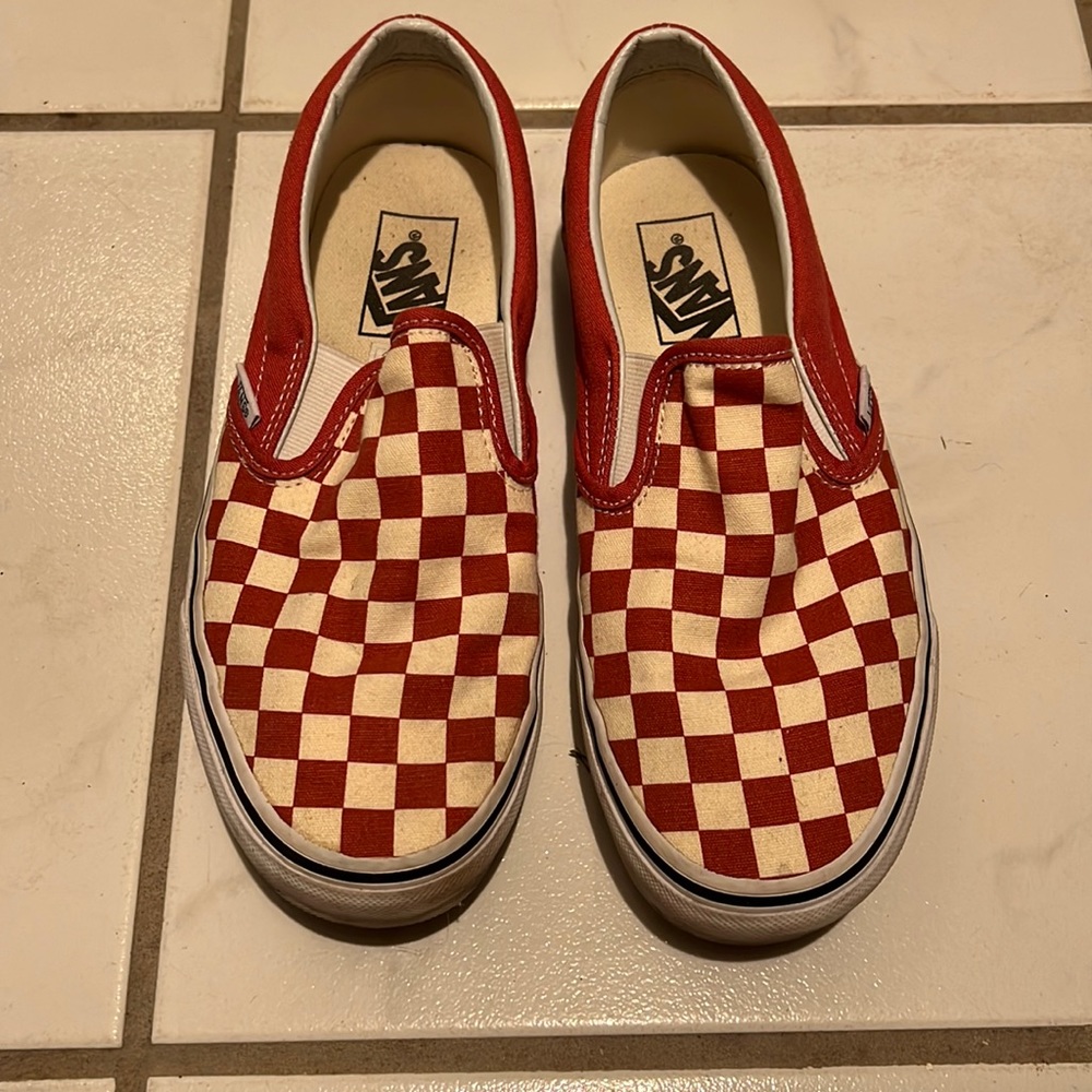red checkered slip on vans